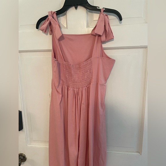 Tie shoulder pink sundress with pockets - Picture 2 of 2
